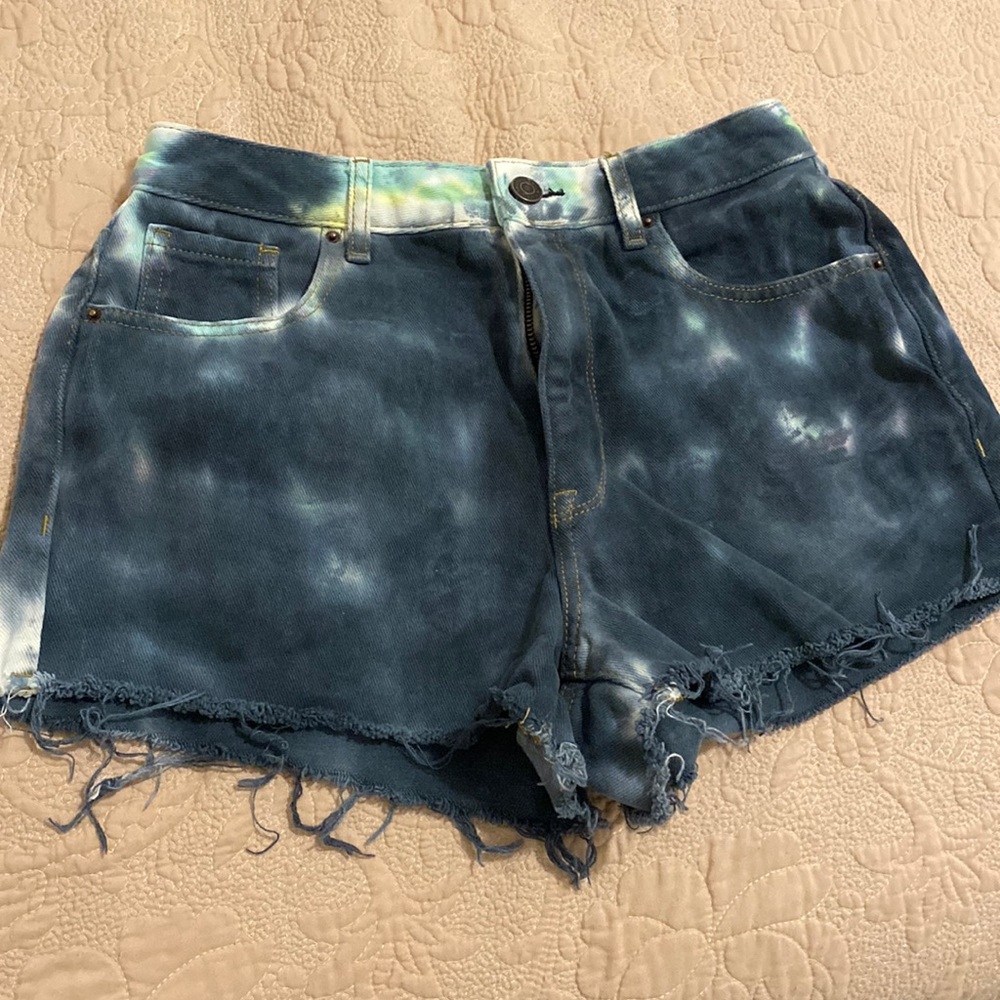 PACSUN shorts tie-die. Size small. Cute fit a little bit cheeky.